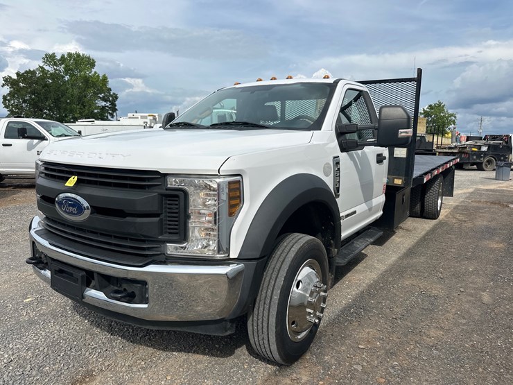 2018-ford-f550-image-4