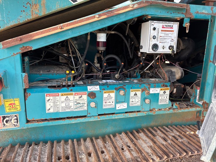 2010-powerscreen-chieftain-1700-image-10
