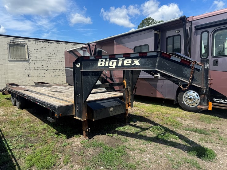 2018-big-tex-20'-with-5'-dove-tail-goosneck-14-gn-20bk-plus-5-single-wheel-dual-axle-14.500-gvwr-image-2