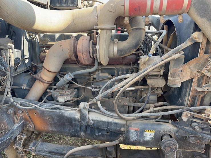1996-mack-rd688c-cement-truck-image-51