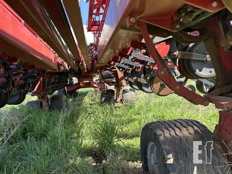 2015-case-ih-1265-image-15