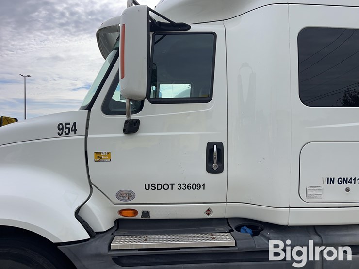 2016-international-prostar-image-15