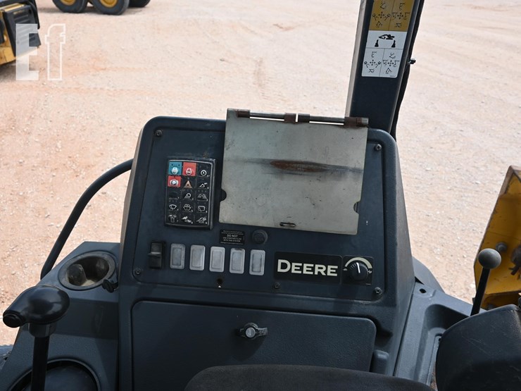 2012-deere-310sk-image-3