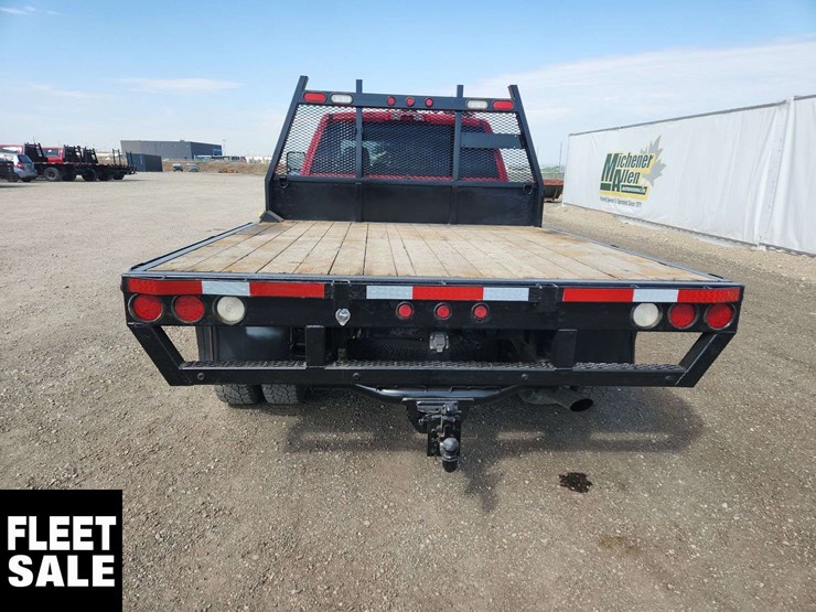 2019-chevrolet-silverado-3500hd-image-22