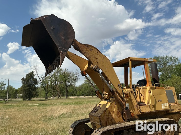 1983-caterpillar-953-image-17
