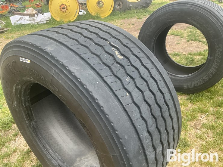 bridgestone-445/50r22.5-truck-tires-image-10