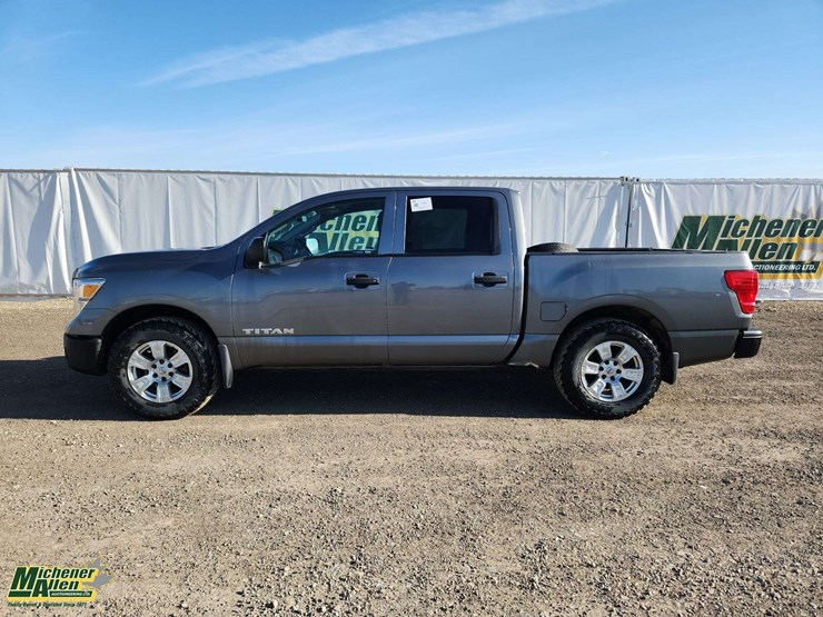 2017-nissan-titan-image-6