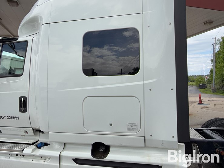 2016-international-prostar-image-19