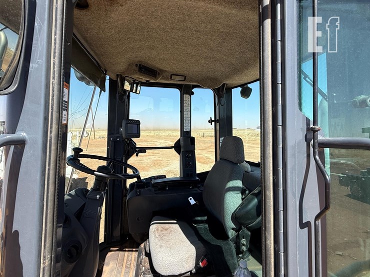 2018-deere-524kii-image-6