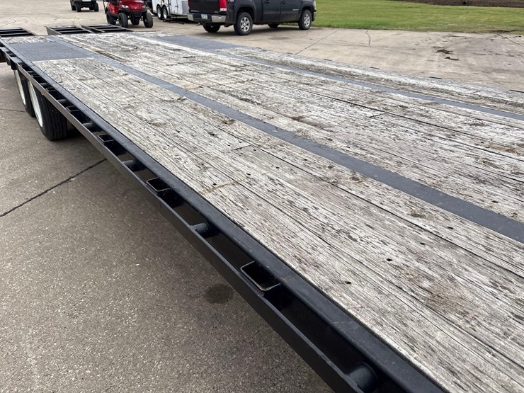 2010-97”-x-36’-pj-trailers-gooseneck-deck-over-trailer-image-31