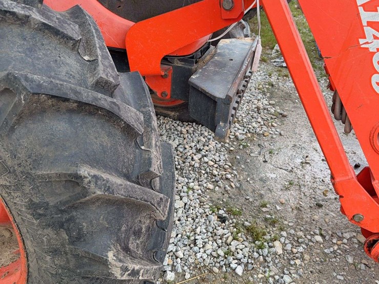 2023-kubota-m108s-image-5