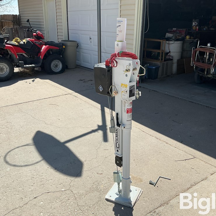 Strong Arm P10-DC Electric Winch On Coleman Crane