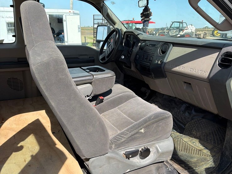 2008-ford-f250-image-29