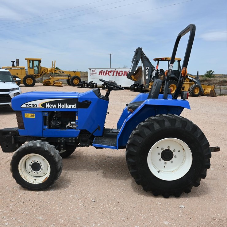 NEW HOLLAND TC30