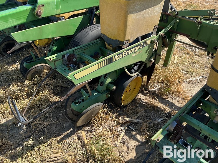 john-deere-7300-image-20