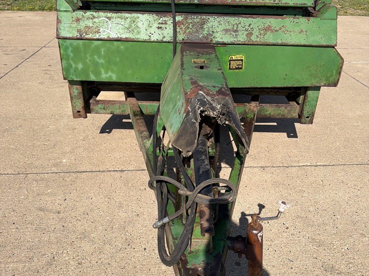 john-deere-450-image-2