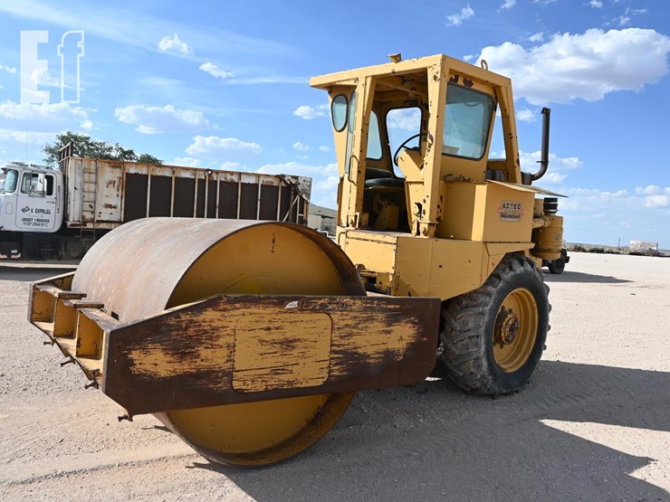 aztec-roller-5211-image-1