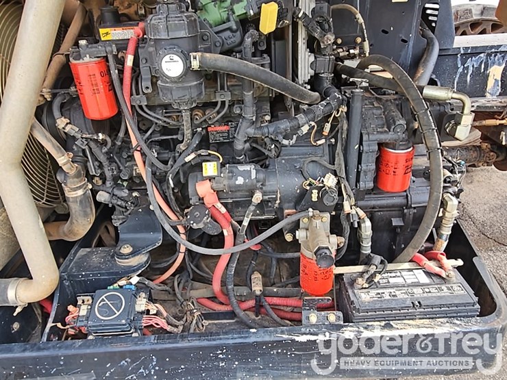 2016-jlg-g6-42a-image-20