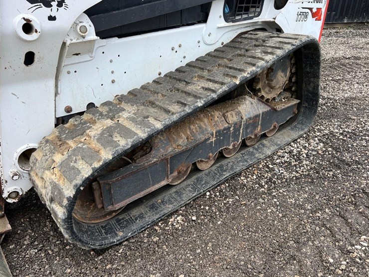 2018-bobcat-t770-image-12