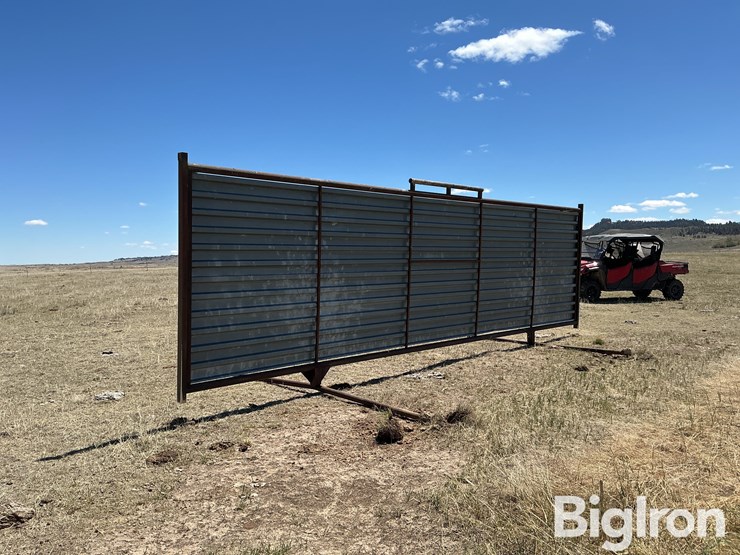 portable-free-standing-wind-break-panel-image-7