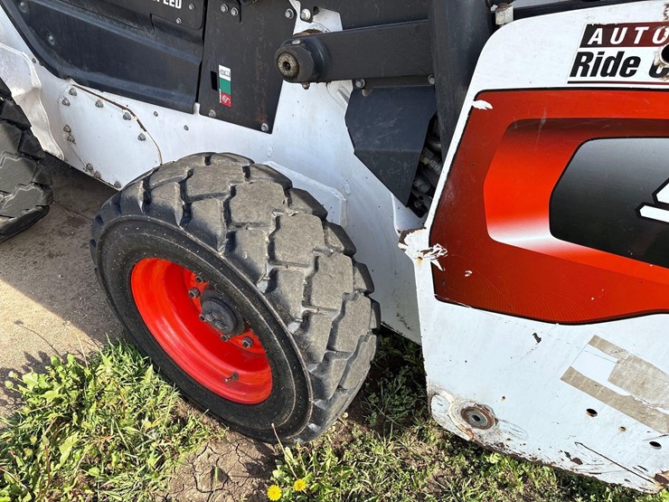 2021-bobcat-s76-image-26