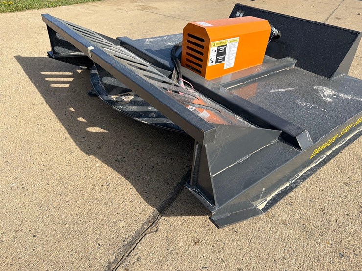 2025-wolverine-skidloader-72”-whirly-mower-image-5