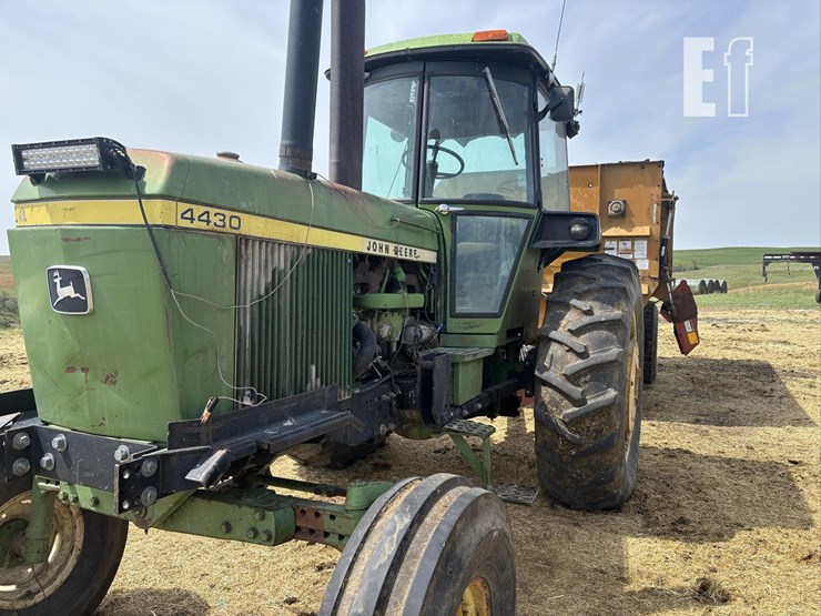 john-deere-4430-image-5