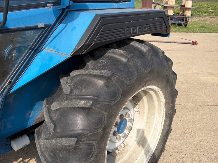 ford-4610-image-16