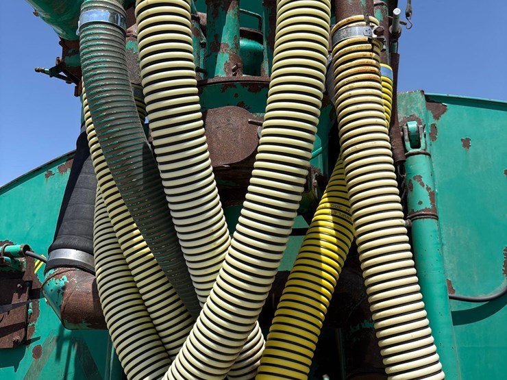 houle-7300-manure-tanker-image-78