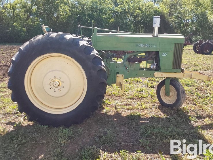 1953-john-deere-60-image-4