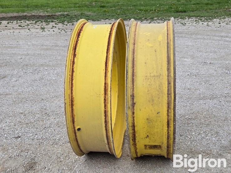 john-deere-12-image-8