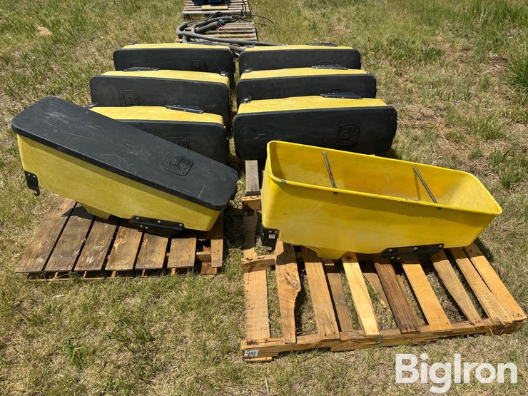 john-deere-7300-image-2