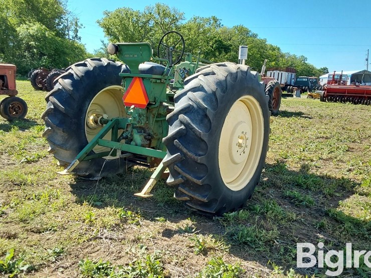 1953-john-deere-60-image-5