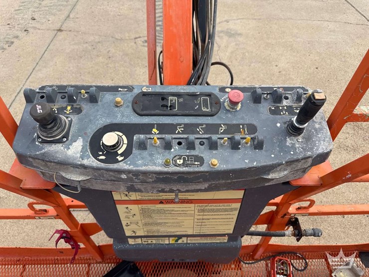 2013-jlg-860sj-image-30