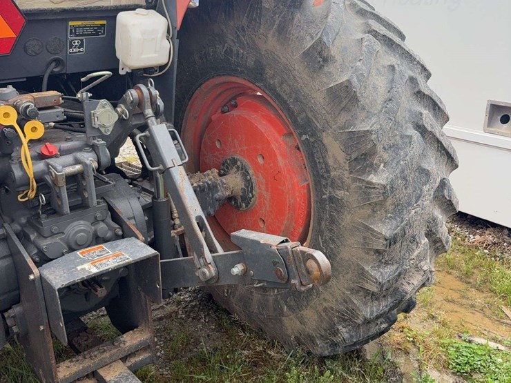 2023-kubota-m108s-image-20