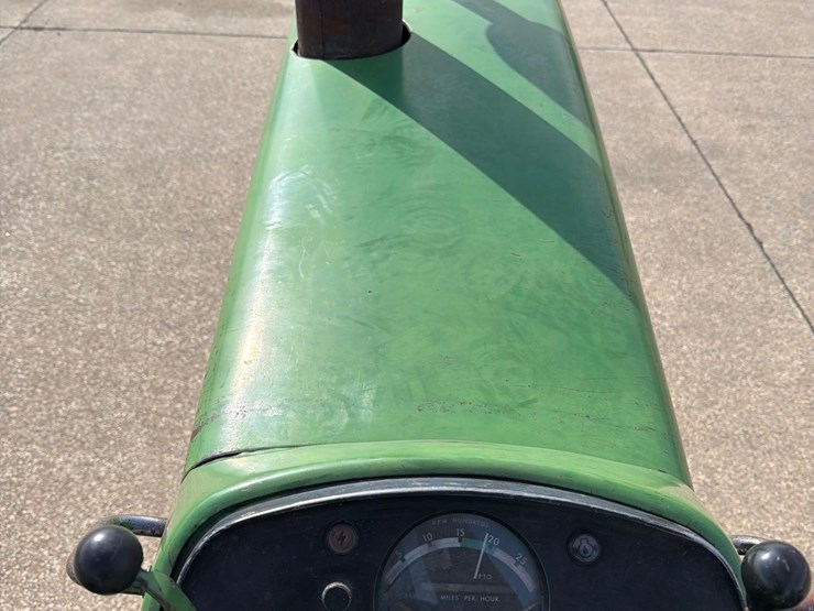 john-deere-4020-image-40