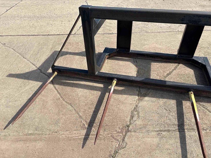 euro-mount-4-prong-bale-spear-image-9