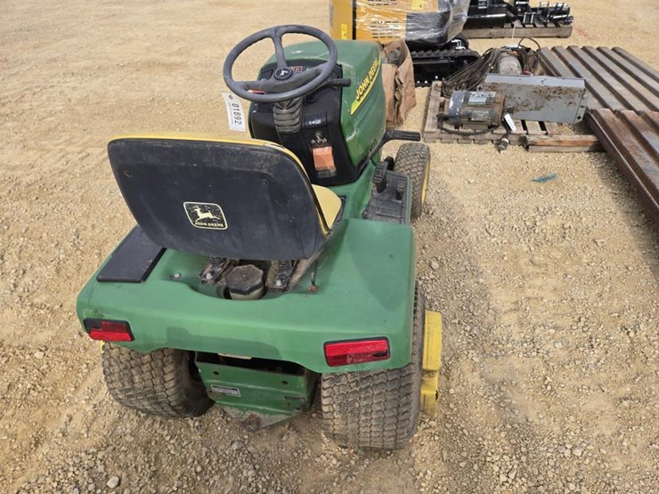 john-deere-345-image-3