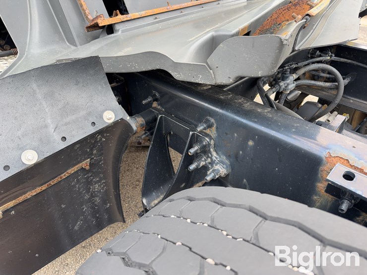 2015-international-prostar-image-17