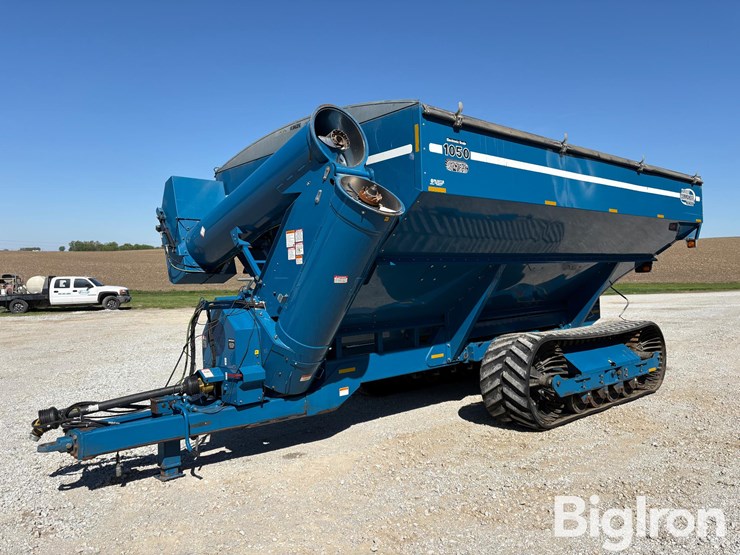 kinze-1050-image-1