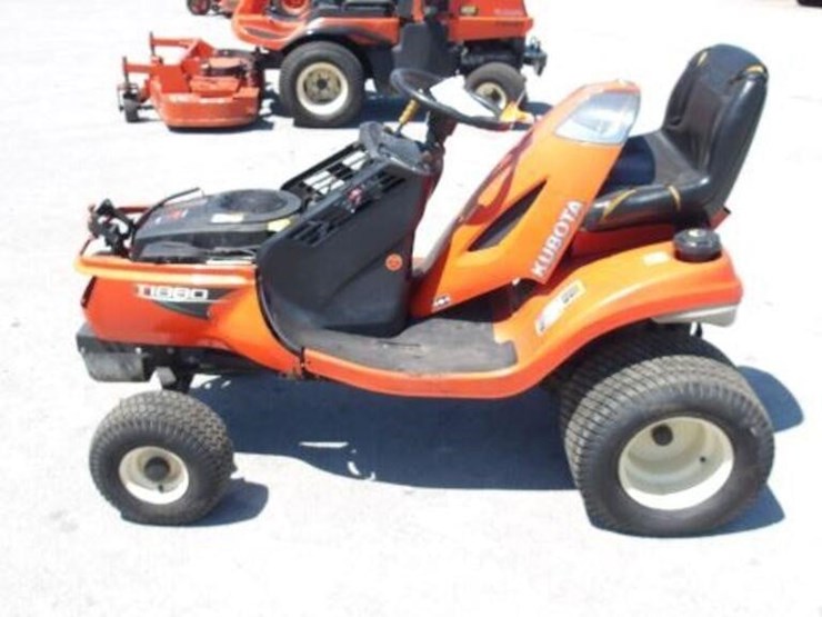2013-kubota-t1880-image-8