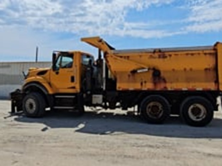 2008-international-workstar-7600-image-5