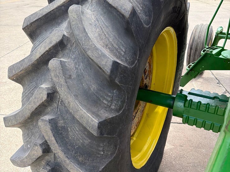 john-deere-4640-image-29