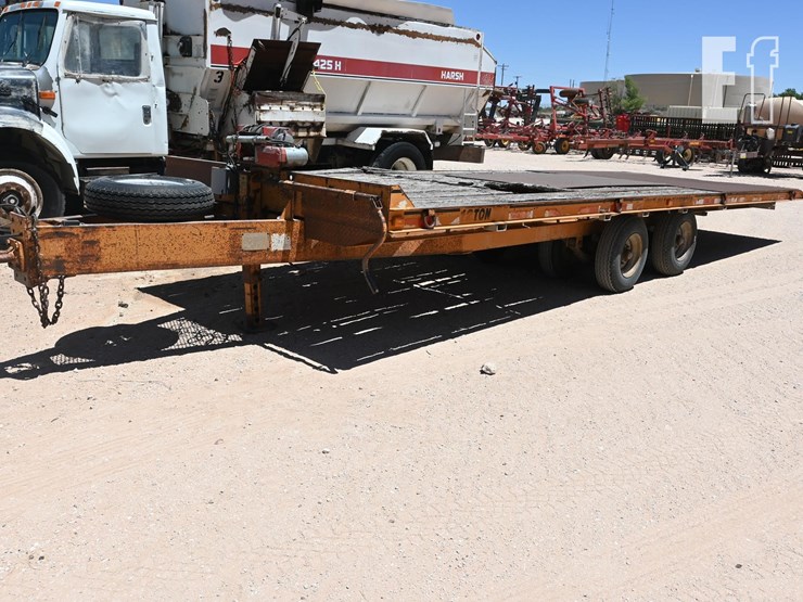 flatbed-trailer-with-wench-5233-image-1