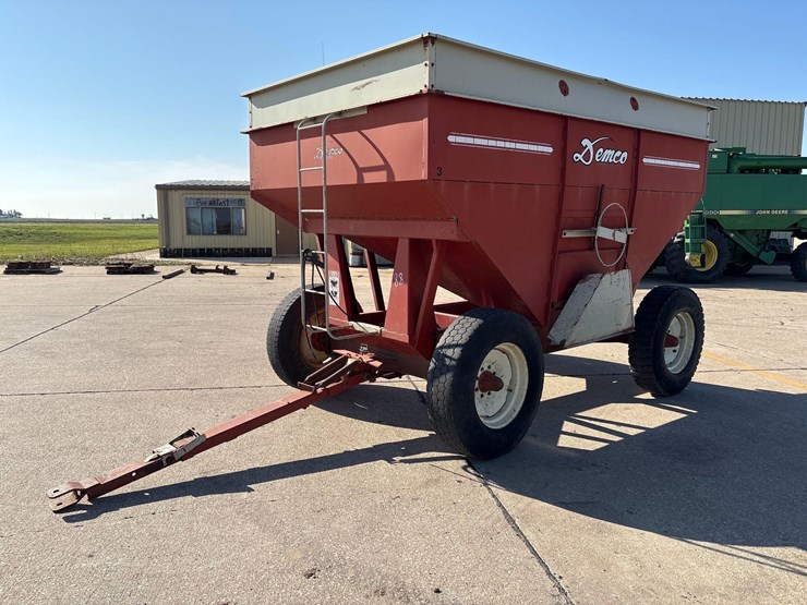 demco-325-image-1