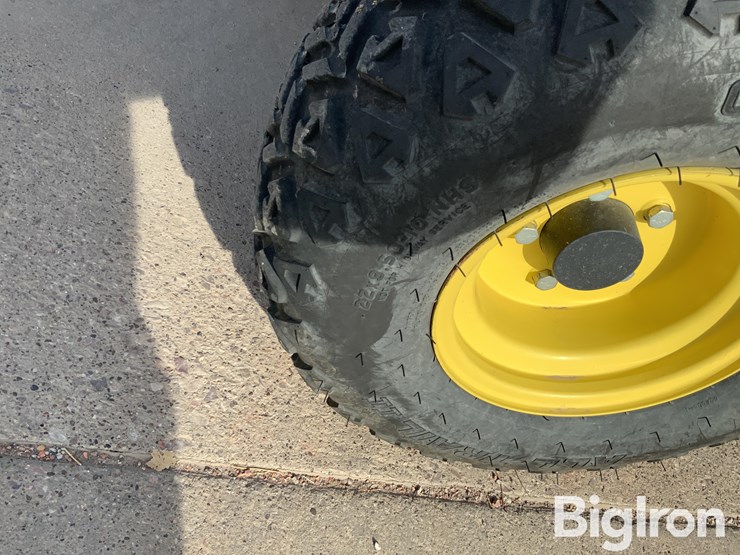 john-deere-gator-image-15