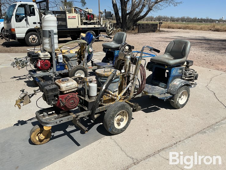 2004-graco-line-driver-6900-ride-on-striping-system-image-1