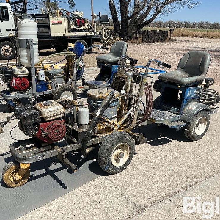 2004 Graco Line Driver 6900 Ride On Striping System