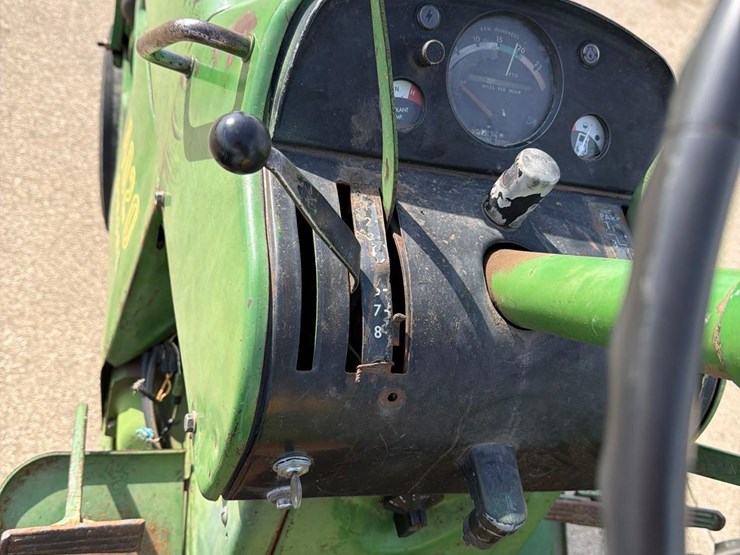 john-deere-4020-image-37
