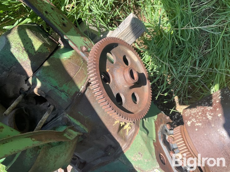 john-deere-g-image-16